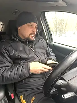 DanielOhCool online show from February 7, 9:37 am