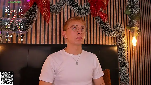 Chris Bennett online show from December 9, 12:31 pm