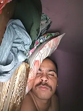 Vickyrajput009 online show from April 5, 6:54 am