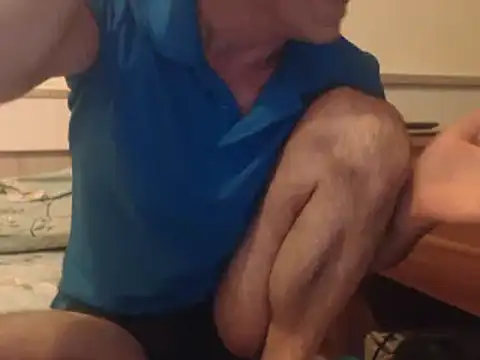 yvesstorm1 online show from December 13, 8:58 pm