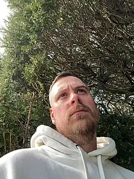 Snapshot of Kramer023 chatting on March 19, 2:13 pm Kramer023 online show from March 19, 2:13 pm