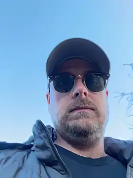 Snapshot of Kramer023 chatting on September 22, 3:22 pm Kramer023 online show from September 22, 3:22 pm