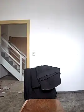 dwtmelina1979 online show from December 23, 10:35 am