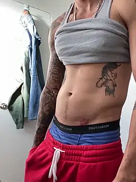 Snapshot of Prettyboiflaco chatting on February 25, 2:22 pm Prettyboiflaco online show from February 25, 2:22 pm