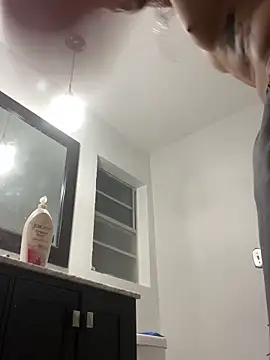 Snapshot of Prettyboiflaco chatting on February 27, 4:21 pm Prettyboiflaco online show from February 27, 4:21 pm