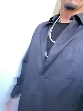 Snapshot of Prettyboiflaco chatting on February 23, 9:25 pm Prettyboiflaco online show from February 23, 9:25 pm