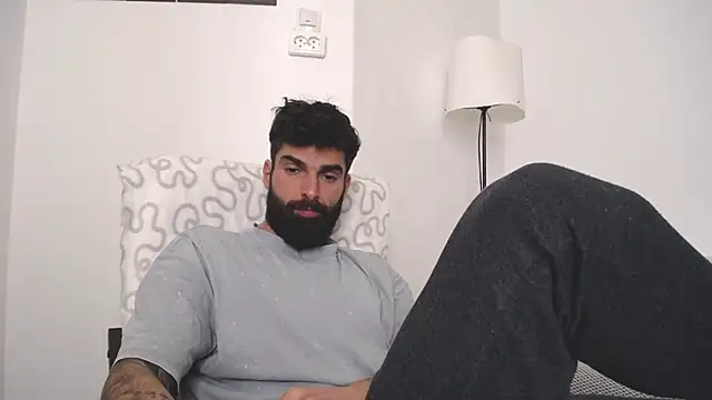 Verycutex online show from March 8, 8:51 am