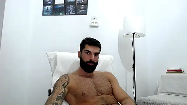 Verycutex online show from October 22, 2:43 pm