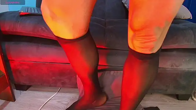 juanses n toro online show from September 22, 12:48 pm