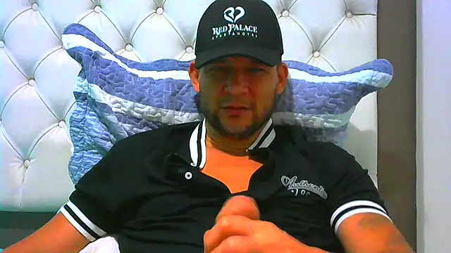 altenori112 online show from February 13, 2:40 am