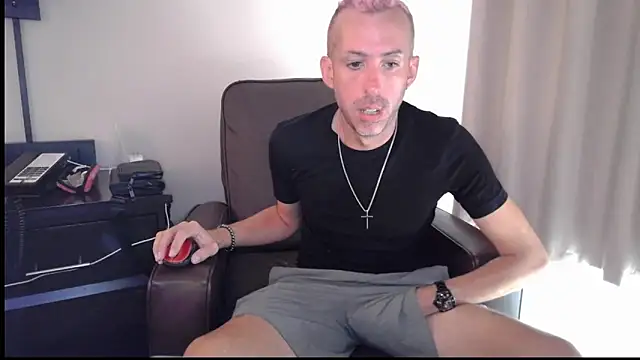 smokenstrokex online show from May 17, 2:46 pm