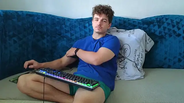 Remy Miles online show from September 14, 6:48 am