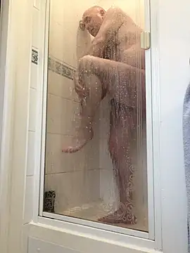 Free2cum4u online show from February 10, 3:42 pm