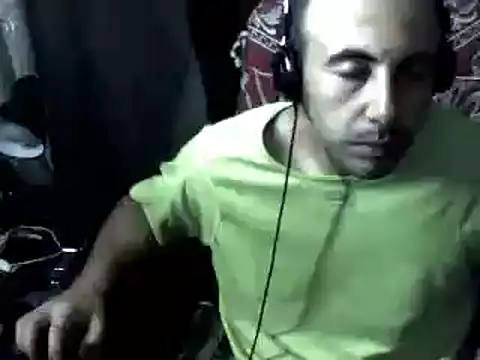 Snapshot of big_heart chatting on October 31, 12:12 am big heart online show from October 31, 12:12 am