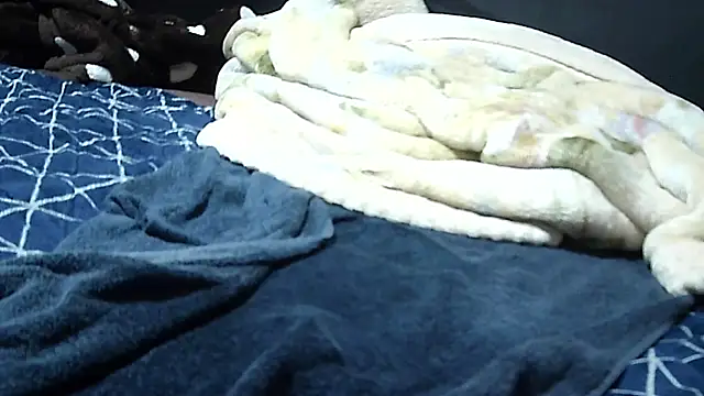 Snapshot of smalldick3280 chatting on February 23, 11:39 am smalldick3280 online show from February 23, 11:39 am