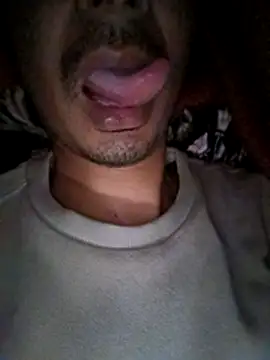 dreamtoungelick69 online show from February 9, 11:09 pm