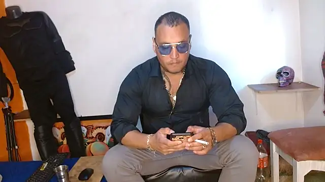 hardrock982 online show from March 8, 1:44 pm