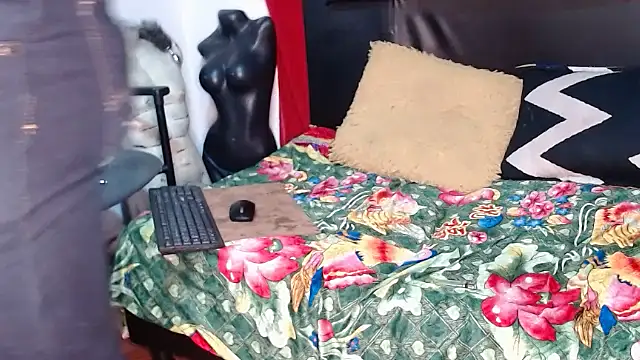 hardrock982 online show from November 4, 2:29 pm