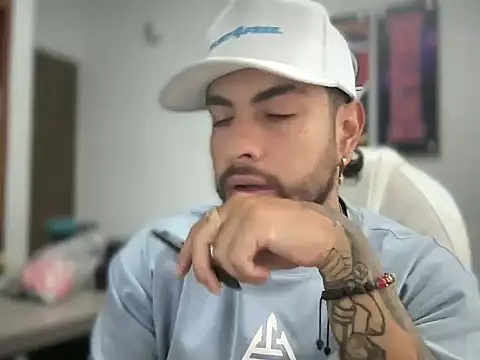 dereck fiore online show from September 13, 2:18 pm