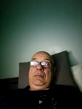 bygenio20199 online show from November 15, 9:39 pm