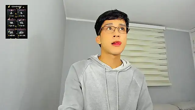 tom Howard online show from October 13, 9:04 am