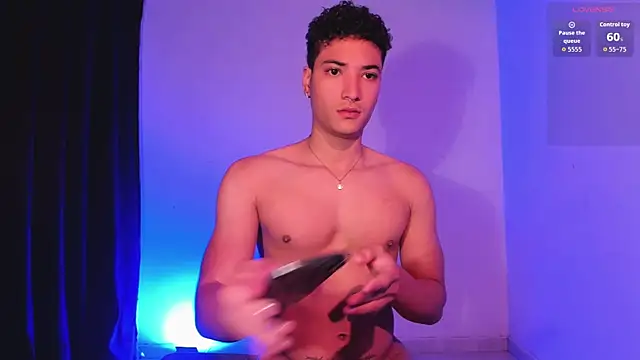 MitchellXD online show from October 4, 3:28 pm