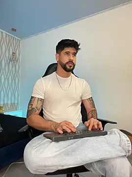 Petesevans online show from January 14, 11:30 pm