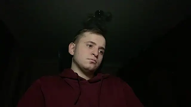 sweaticeboy online show from December 6, 7:23 pm