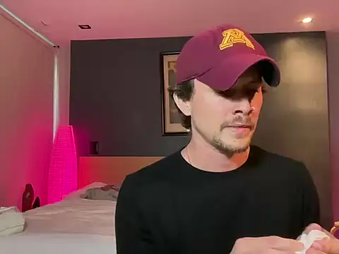 mcklister kinky feets online show from February 8, 2:54 pm