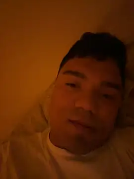 javielotentacion online show from April 12, 6:26 am