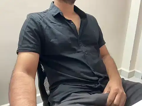 Arjun78877 online show from October 4, 7:08 pm