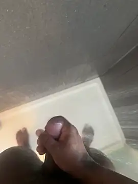 chocolatelongstrokes online show from March 21, 9:47 am