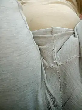 Snapshot of FinableKnee chatting on September 25, 10:03 am FinableKnee online show from September 25, 10:03 am