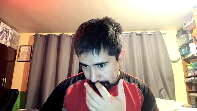 Snapshot of VonDoomdelToro chatting on October 5, 8:07 am VonDoomdelToro online show from October 5, 8:07 am