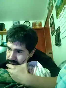 Snapshot of VonDoomdelToro chatting on March 3, 6:56 am VonDoomdelToro online show from March 3, 6:56 am