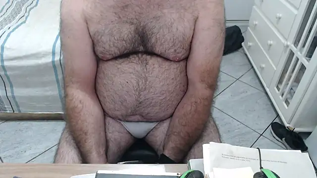 MysterBearMG online show from March 8, 2:04 am