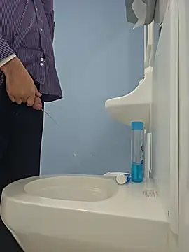 theSmallest-dick online show from May 13, 7:49 am