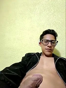 KevinCrz online show from October 22, 5:00 am