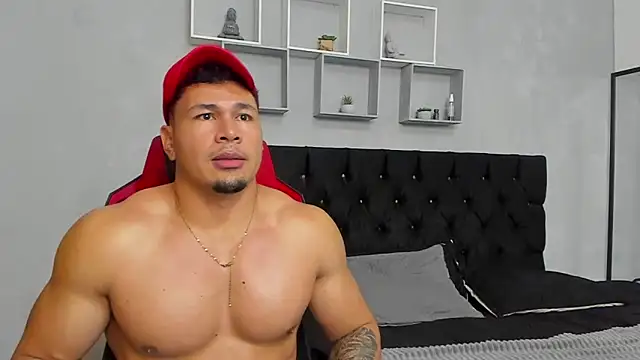 tyler hank01 online show from July 10, 9:38 pm