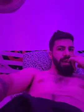 kinkyguy04 online show from March 21, 9:23 am