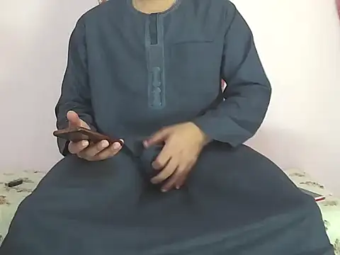 foxsanSs online show from April 5, 8:11 am