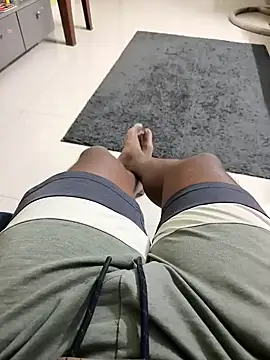 mkmony online show from December 21, 11:01 am