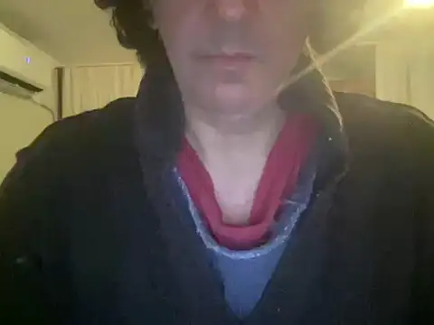 Snapshot of ALPHANDRE chatting on February 2, 6:10 pm ALPHANDRE online show from February 2, 6:10 pm