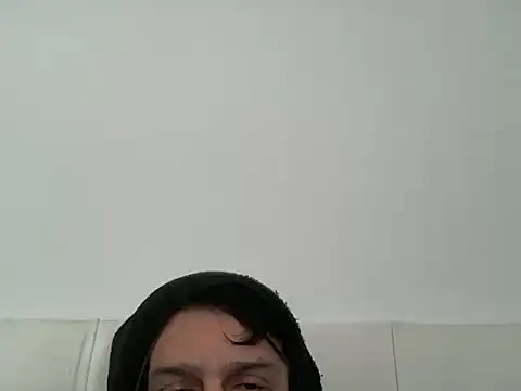 Snapshot of ALPHANDRE chatting on February 24, 6:05 am ALPHANDRE online show from February 24, 6:05 am