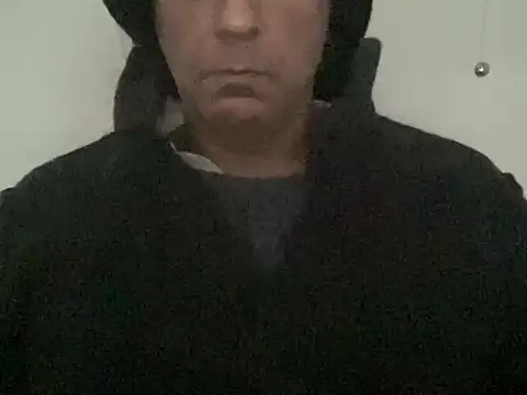 Snapshot of ALPHANDRE chatting on January 12, 6:28 am ALPHANDRE online show from January 12, 6:28 am