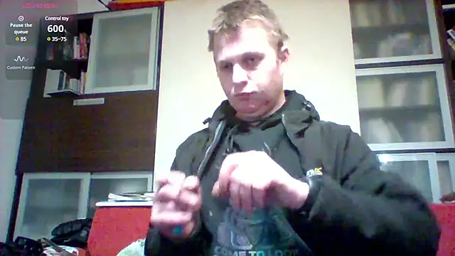 Matttthees online show from December 29, 7:00 pm