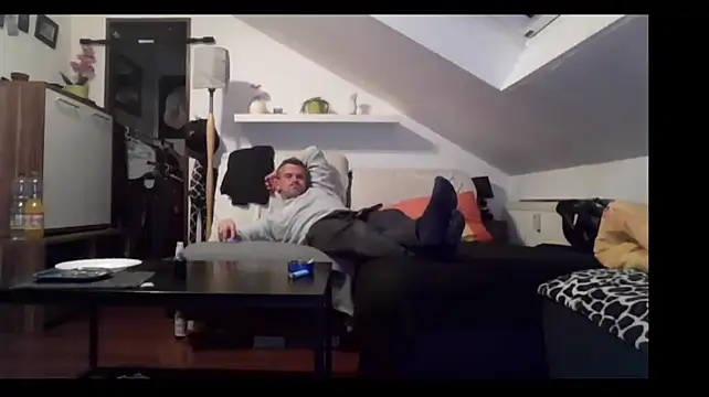 Cambitchboy online show from April 3, 8:16 pm