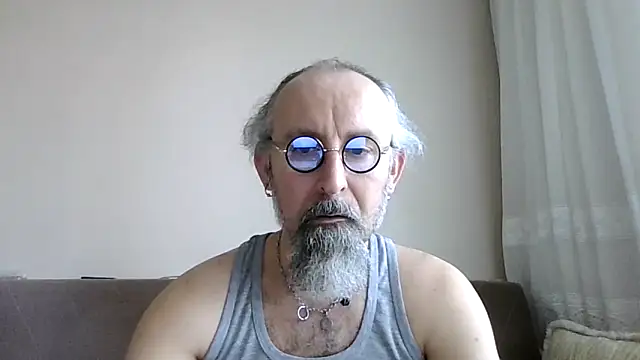 BuckWessle online show from May 16, 11:08 am