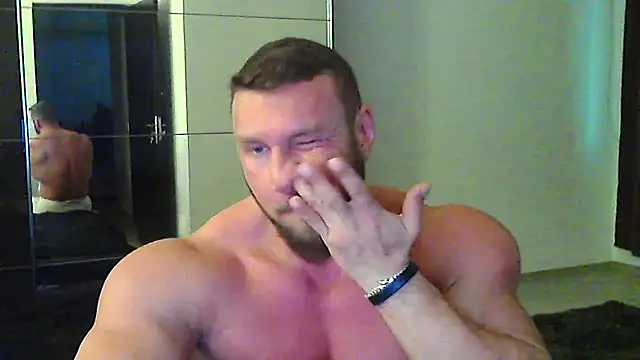 muscularkevin online show from January 12, 2:21 pm