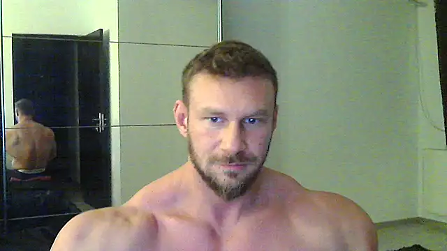 muscularkevin online show from December 27, 3:38 pm